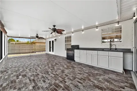 3882 SW Ruark Street Port St Lucie FL 34953