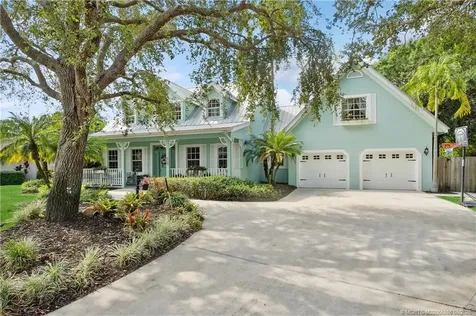330 SE Southwood Trail Stuart FL 34997