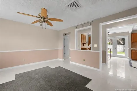 1670 SE Madison Street Stuart FL 34997