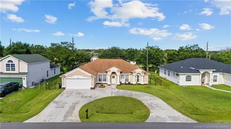 3041 SE Wake Road Port St Lucie FL 34984