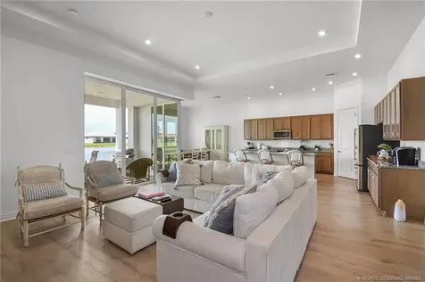 8472 SW Cantante Way Port St Lucie FL 34987