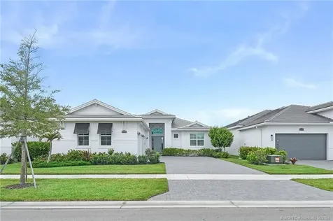 8472 SW Cantante Way Port St Lucie FL 34987