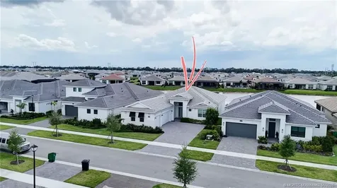8472 SW Cantante Way Port St Lucie FL 34987