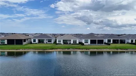 8472 SW Cantante Way Port St Lucie FL 34987