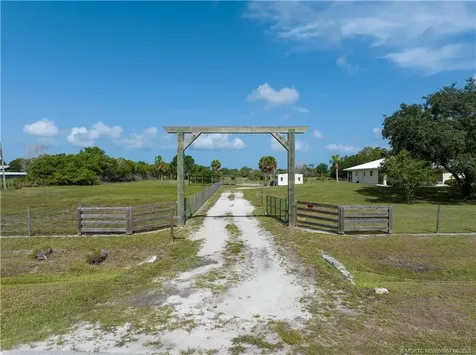 8200 SW Springhaven Avenue Indiantown FL 34956