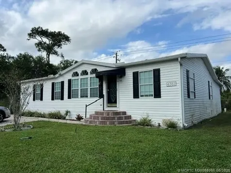 4361 1st Court Lantana FL 33462
