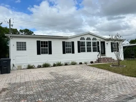 4361 1st Court Lantana FL 33462