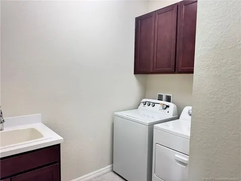 10214 SW Captiva Drive Port St Lucie FL 34987