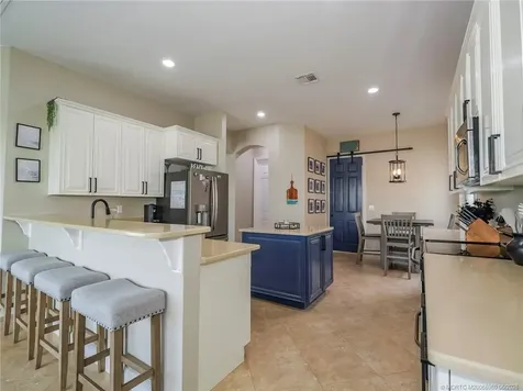 391 NW Sheffield Circle Port St Lucie FL 34983