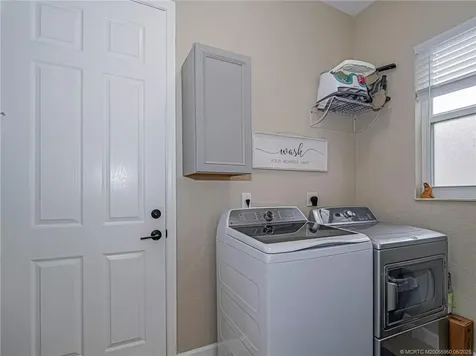 391 NW Sheffield Circle Port St Lucie FL 34983