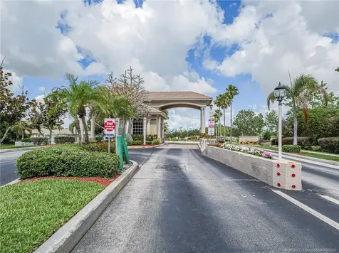 391 NW Sheffield Circle Port St Lucie FL 34983