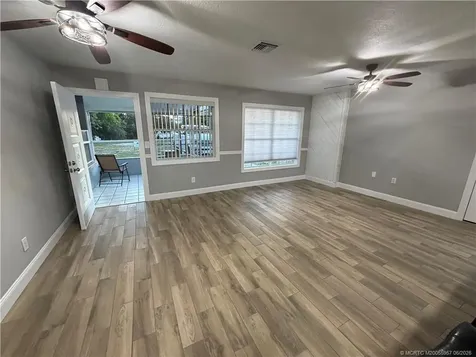 3277 SE Birch Avenue Stuart FL 34997