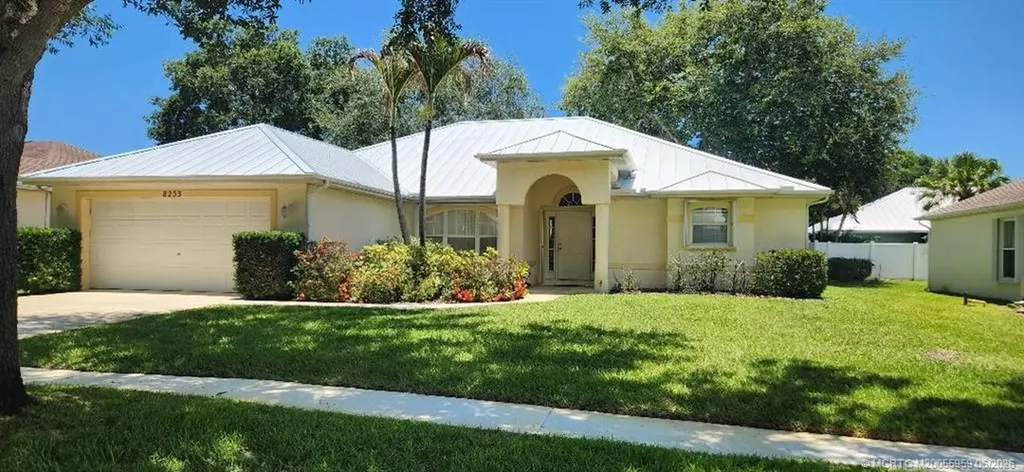 8253 Sandpine Circle Port St Lucie FL 34952