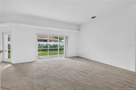 8253 Sandpine Circle Port St Lucie FL 34952