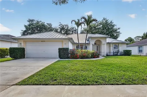 8253 Sandpine Circle Port St Lucie FL 34952