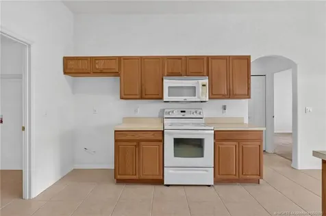 8253 Sandpine Circle Port St Lucie FL 34952