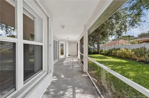 8253 Sandpine Circle Port St Lucie FL 34952