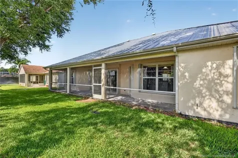 8253 Sandpine Circle Port St Lucie FL 34952