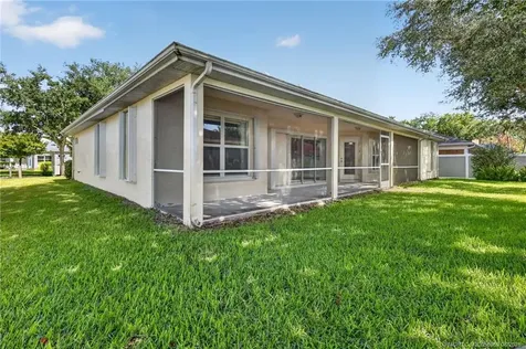 8253 Sandpine Circle Port St Lucie FL 34952