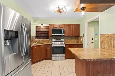 1028 NE Hansen Terrace Jensen Beach FL 34957
