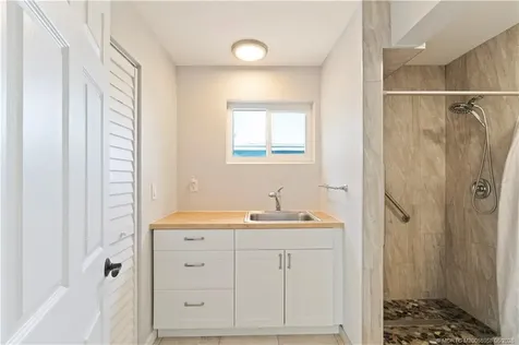 1028 NE Hansen Terrace Jensen Beach FL 34957
