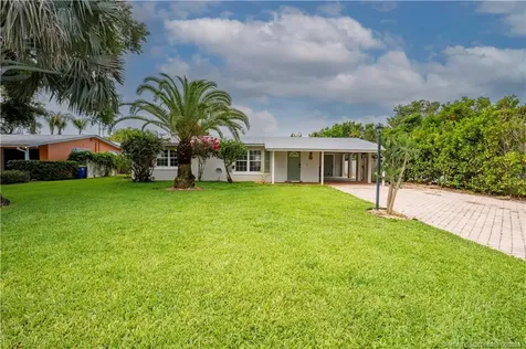1028 NE Hansen Terrace Jensen Beach FL 34957