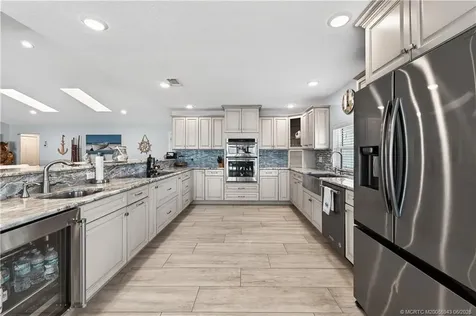 1007 SE Kitching Cove Lane Port St Lucie FL 34952