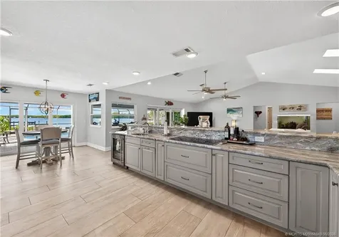 1007 SE Kitching Cove Lane Port St Lucie FL 34952