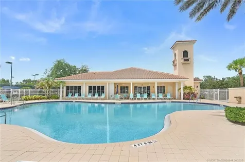 8693 SE Retreat Drive Hobe Sound FL 33455