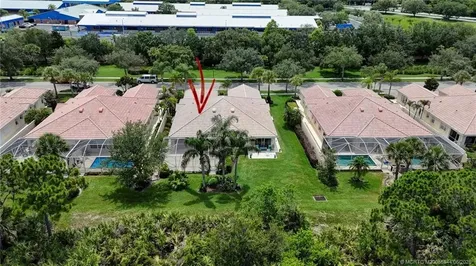 8693 SE Retreat Drive Hobe Sound FL 33455