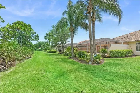 8693 SE Retreat Drive Hobe Sound FL 33455