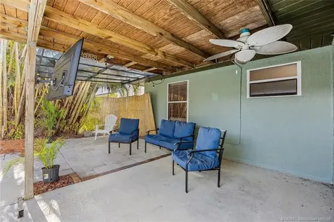 687 NE Maranta Terrado Jensen Beach FL 34957