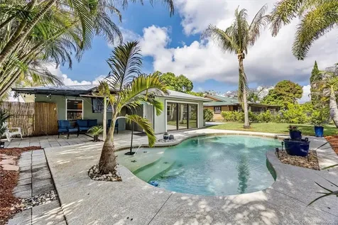 687 NE Maranta Terrado Jensen Beach FL 34957