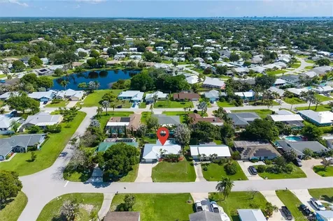 687 NE Maranta Terrado Jensen Beach FL 34957