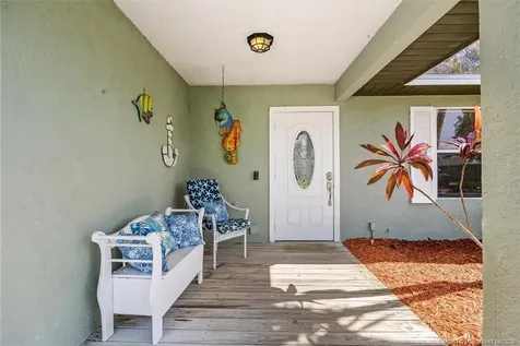 687 NE Maranta Terrado Jensen Beach FL 34957