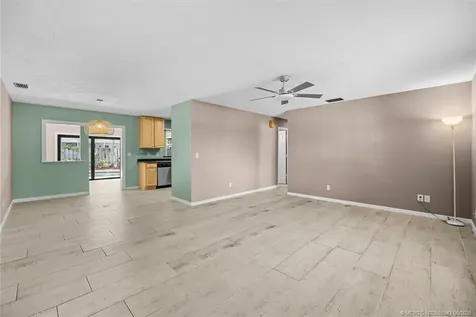 687 NE Maranta Terrado Jensen Beach FL 34957
