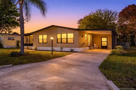 2828 SW Toronado Trail Stuart FL 34997