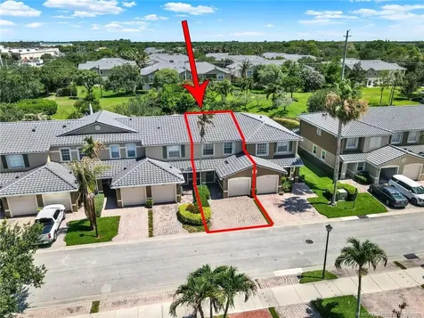 2977 SE Lexington Lakes Drive Stuart FL 34994