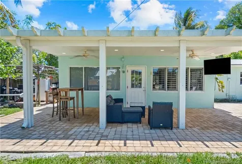 520 SE Dolphin Drive Stuart FL 34996