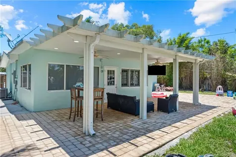 520 SE Dolphin Drive Stuart FL 34996