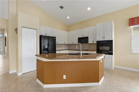 2968 SE Racoon Way Stuart FL 34997