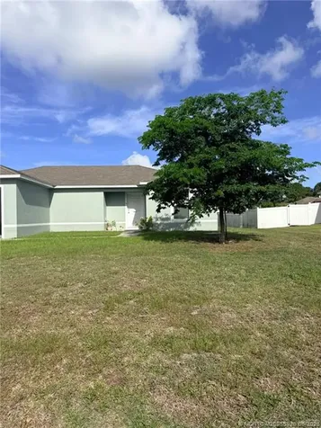 2937 SW Skyline Street Port St Lucie FL 34953