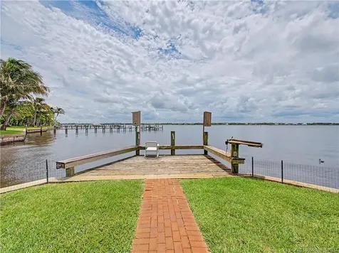 1910 NW Cove Circle Stuart FL 34994