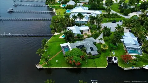 1910 NW Cove Circle Stuart FL 34994