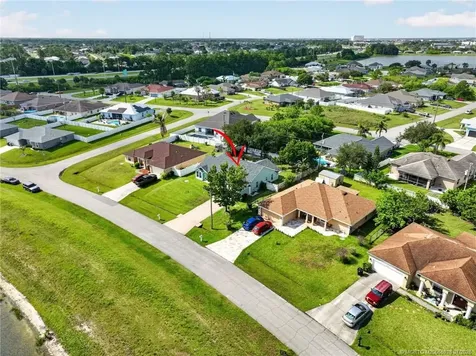 2510 SW Fair Isle Road Port St Lucie FL 34987