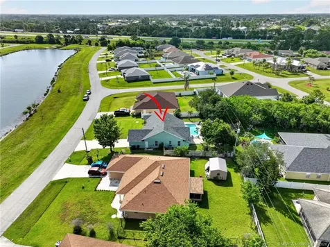 2510 SW Fair Isle Road Port St Lucie FL 34987
