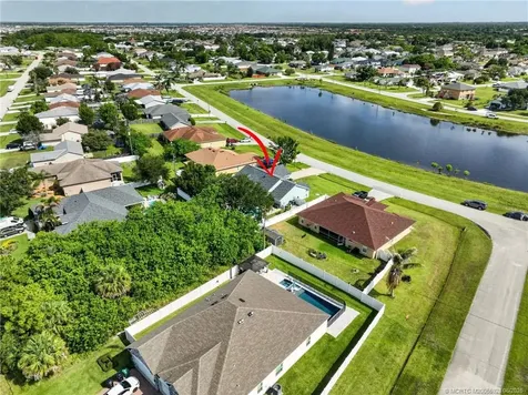 2510 SW Fair Isle Road Port St Lucie FL 34987