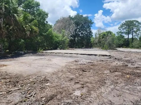 3300 SW Dunklin Avenue Okeechobee FL 34974