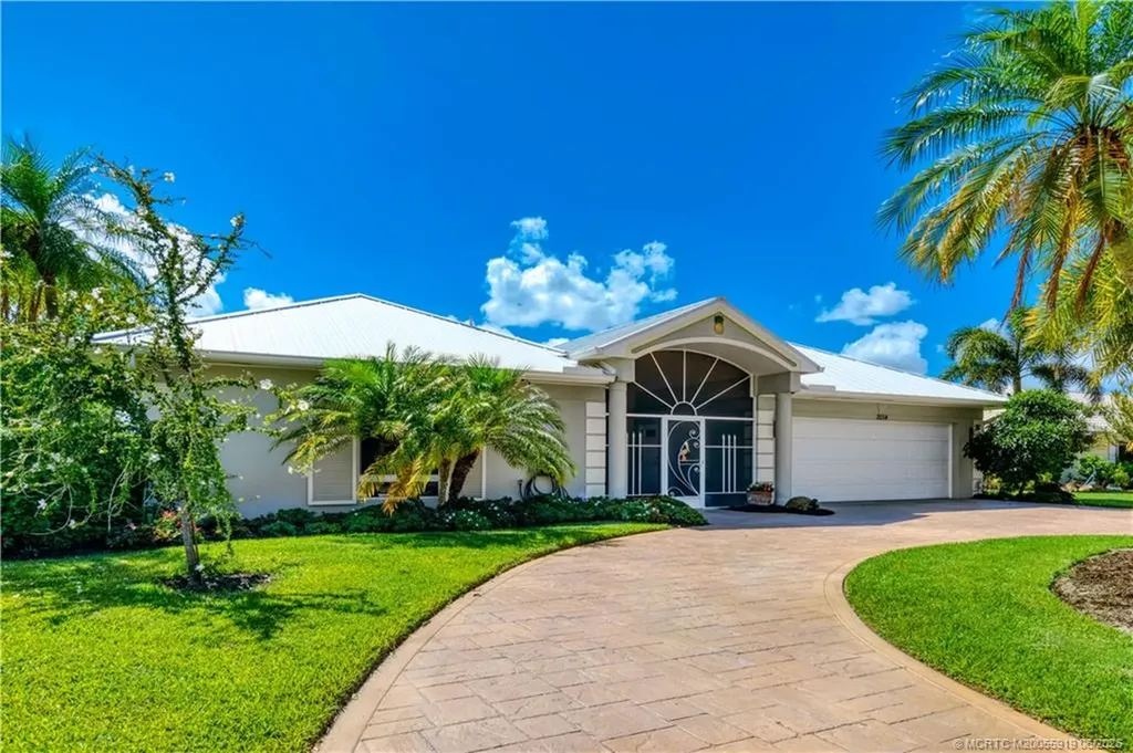 3554 SE Fairway East Stuart FL 34997
