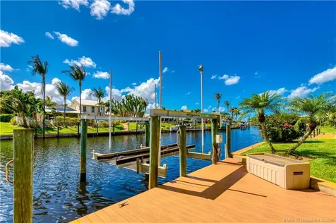 3554 SE Fairway East Stuart FL 34997